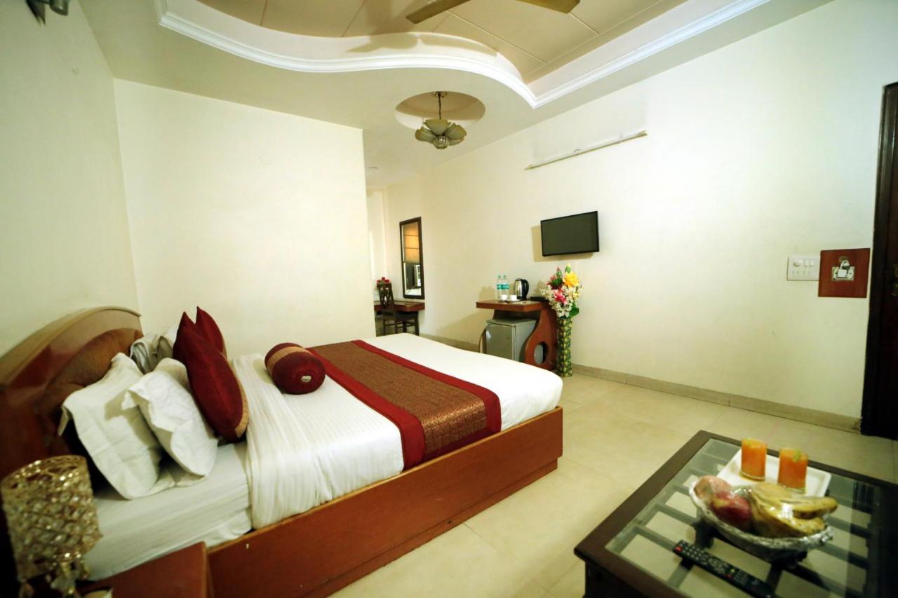 Hotel Blue Bell Νέο Δελχί Εξωτερικό φωτογραφία